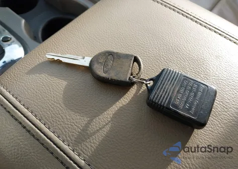 2005 Ford F-150 Fx4/Lariat/Xlt z USA, uszkodzony, nr VIN 1FTPW14535KE68244